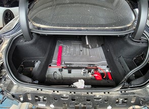 /Vozila/BMW 8/R15.jpg