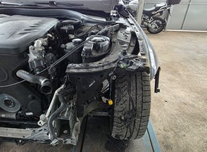 /Vozila/BMW 8/R22.jpg