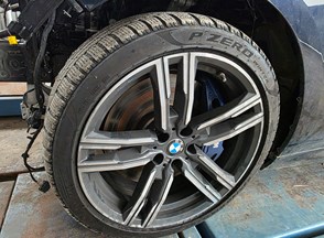 /Vozila/BMW 8/R26.jpg