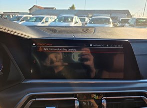 /Vozila/BMW X 6/R15.jpg