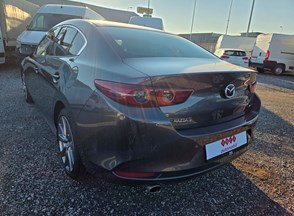 /Vozila/MAZDA 3 SEDAN/R04.jpg