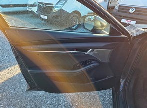 /Vozila/MAZDA 3 SEDAN/R09.jpg